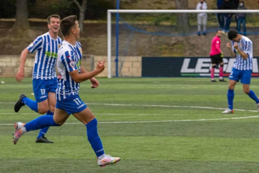 Los navarros se impusieron con un 3-0 que les acerca hacia la permanencia