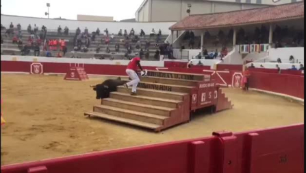Exhibición de bravura 'Especial Arriazu' en Peralta