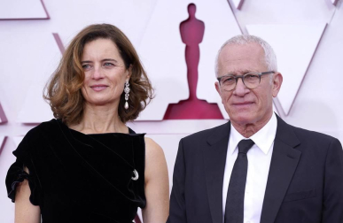 Galería de fotos de la alfombra roja de los Premios Oscar 2021, que este año han recuperado la presencialidad
