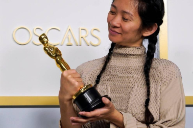 Galería de fotos de la alfombra roja de los Premios Oscar 2021, que este año han recuperado la presencialidad