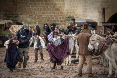 Imágenes del segundo día de rodaje de la serie 'Sin Límites' en Olite