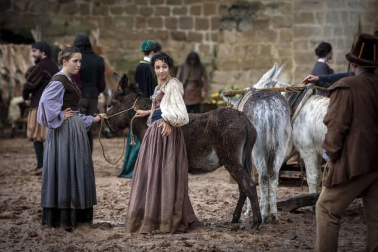 Imágenes del segundo día de rodaje de la serie 'Sin Límites' en Olite