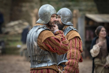 Imágenes del segundo día de rodaje de la serie 'Sin Límites' en Olite