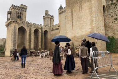 Imágenes del segundo día de rodaje de la serie 'Sin Límites' en Olite