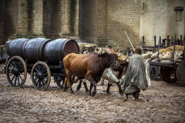 Imágenes del segundo día de rodaje de la serie 'Sin Límites' en Olite