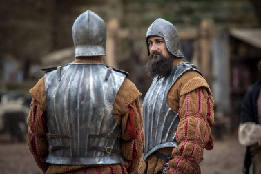 Imágenes del segundo día de rodaje de la serie 'Sin Límites' en Olite