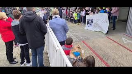 Homenaje a David Beriáin en el colegio público de Artajona