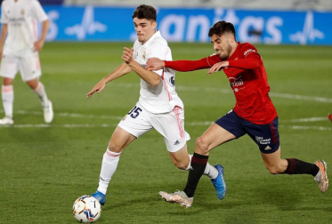 Imágenes del partido entre Real Madrid y Osasuna en el estadio Alfredo Di Stéfano.