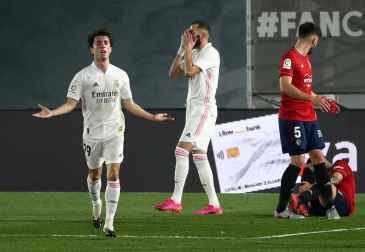 Imágenes del partido entre Real Madrid y Osasuna en el estadio Alfredo Di Stéfano.