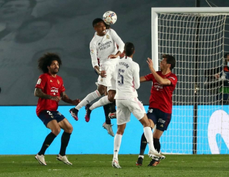 Imágenes del partido entre Real Madrid y Osasuna en el estadio Alfredo Di Stéfano.