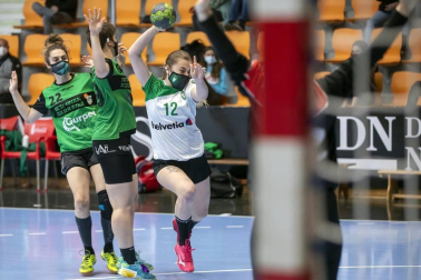 Final del play-off de Primera Nacional Femenino disputada en el Pabellón Anaitasuna