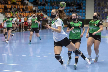 Final del play-off de Primera Nacional Femenino disputada en el Pabellón Anaitasuna