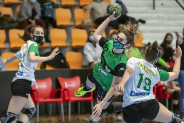 Final del play-off de Primera Nacional Femenino disputada en el Pabellón Anaitasuna