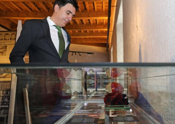 Civivox Condestable abrió este lunes, 3 de mayo,  la muestra sobre las seis décadas de terrorismo en España.