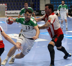 El Helvetia Anaitasuna venció de forma clara al Fertiberia Puerto Sagunto (33-28) y volvió a ganar tras cuatro derrotas consecutivas.