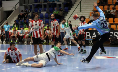 El Helvetia Anaitasuna venció de forma clara al Fertiberia Puerto Sagunto (33-28) y volvió a ganar tras cuatro derrotas consecutivas.