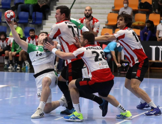 El Helvetia Anaitasuna venció de forma clara al Fertiberia Puerto Sagunto (33-28) y volvió a ganar tras cuatro derrotas consecutivas.