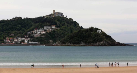 El primer día sin cierre perimetras tras el fin del estado de alarma, San Sebastián y Zarautz se confirmaron como dos de los destinos predilectos para los navarros