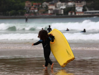 El primer día sin cierre perimetras tras el fin del estado de alarma, San Sebastián y Zarautz se confirmaron como dos de los destinos predilectos para los navarros