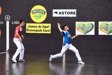 El vízcaino y el navarro se impusieron a Peña y Albisu por 22-7 en el frontón Bizkaia
