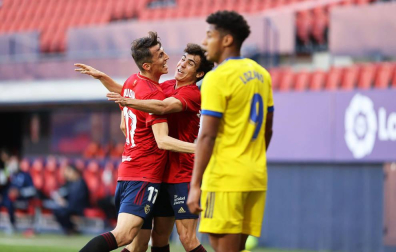 Osasuna-Cádiz en directo: sigue la narración minuto a minuto