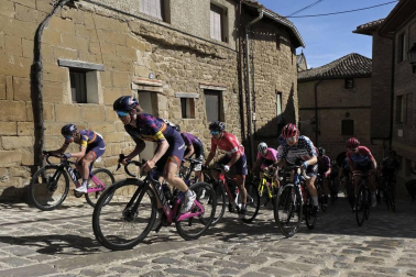 La etapa se disputó este viernes, 14 de mayo, con salida en Pamplona y llegada a Pamplona, La cubana Arlenis Sierra se impuso en la meta de Sancho el Fuerte.