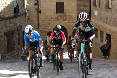 La etapa se disputó este viernes, 14 de mayo, con salida en Pamplona y llegada a Pamplona, La cubana Arlenis Sierra se impuso en la meta de Sancho el Fuerte.
