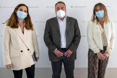 Fotos de evento de presentación del nuevo DN Management en Estella