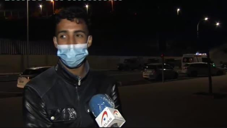 Cientos de marroquíes pasan la noche en las calles de Ceuta