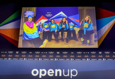 16 países se disputaron 10 plazas para pelear por el título en el Festival de Eurovisión 2021 celebrado en Rotterdam.