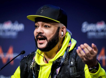 16 países se disputaron 10 plazas para pelear por el título en el Festival de Eurovisión 2021 celebrado en Rotterdam.