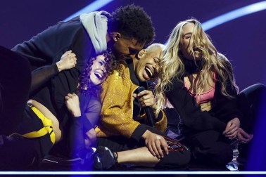 16 países se disputaron 10 plazas para pelear por el título en el Festival de Eurovisión 2021 celebrado en Rotterdam.