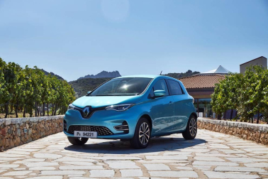 Esto es un solo un aperitivo de la I Feria de movilidad sostenible 'Ecomovers', que se celebrará en el pabellón del Navarra Arena del 10 al 13 de junio en un espacio con más de 4.000 metros cuadrados. El público encontrará una gran oferta de vehículos ECO, desde microhíbridos, híbridos, híbridos enchufables y eléctricos puros, ofrecerá una variada oferta de turismos 'verdes' de todos los tamaños y precios. Estarán presentes más de 15 marcas.