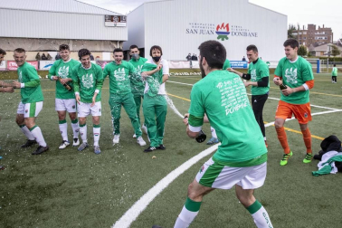 Galería de imágenes del partido y la celebración.