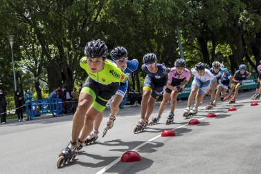 Galería de fotos del Campeonato de España de patinaje de velocidad júnior y senior disputado en el circuito del Antoniutti, en Pamplona