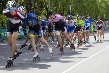 Galería de fotos del Campeonato de España de patinaje de velocidad júnior y senior disputado en el circuito del Antoniutti, en Pamplona