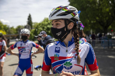 Galería de fotos del Campeonato de España de patinaje de velocidad júnior y senior disputado en el circuito del Antoniutti, en Pamplona