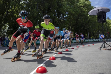Galería de fotos del Campeonato de España de patinaje de velocidad júnior y senior disputado en el circuito del Antoniutti, en Pamplona