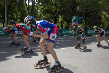 Galería de fotos del Campeonato de España de patinaje de velocidad júnior y senior disputado en el circuito del Antoniutti, en Pamplona