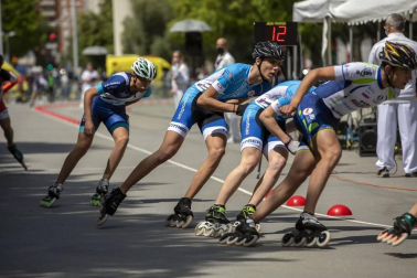 Galería de fotos del Campeonato de España de patinaje de velocidad júnior y senior disputado en el circuito del Antoniutti, en Pamplona