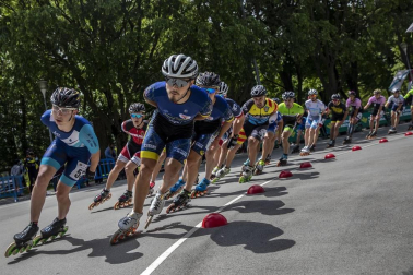 Galería de fotos del Campeonato de España de patinaje de velocidad júnior y senior disputado en el circuito del Antoniutti, en Pamplona