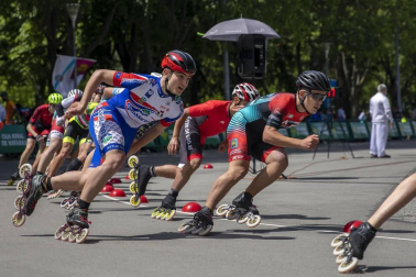 Galería de fotos del Campeonato de España de patinaje de velocidad júnior y senior disputado en el circuito del Antoniutti, en Pamplona
