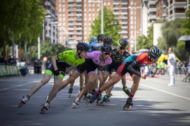 Galería de fotos del Campeonato de España de patinaje de velocidad júnior y senior disputado en el circuito del Antoniutti, en Pamplona