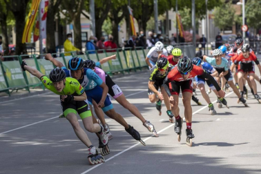 Galería de fotos del Campeonato de España de patinaje de velocidad júnior y senior disputado en el circuito del Antoniutti, en Pamplona