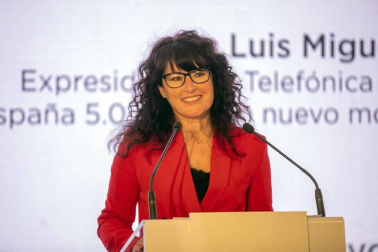 El expresidente de Telefónica dio una charla bajo el título "España 5.0. Hacia un nuevo modelo de reindustrialización" durante la jornada de DN Management celebrada este martes, 25 de mayo, en el hotel Tres Reyes de Pamplona.