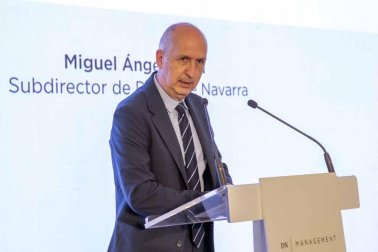 El expresidente de Telefónica dio una charla bajo el título "España 5.0. Hacia un nuevo modelo de reindustrialización" durante la jornada de DN Management celebrada este martes, 25 de mayo, en el hotel Tres Reyes de Pamplona.