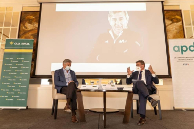 Bajo el epígrafe de 'Empresa, salud y deporte: aliados en el terreno de juego' y con la colaboración de Caja Rural de Navarra, la APD ha celebrado este jueves una jornada en el Hotel Tres Reyes de Pamplona.
