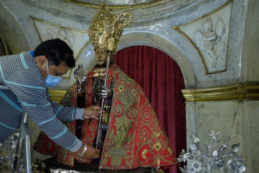 Fotos de gente que visitó la capilla de San Fermín entre el sábado 22 de mayo y el miércoles 26.