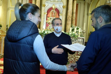 Fotos de gente que visitó la capilla de San Fermín entre el sábado 22 de mayo y el miércoles 26.