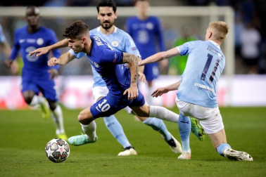 El Chelsea, capitaneado por el futbolista navarro César Azpilicueta, ha logrado su segundo título de la Liga de Campeones tras imponerse este sábado en Oporto al Manchester City por 1-0.